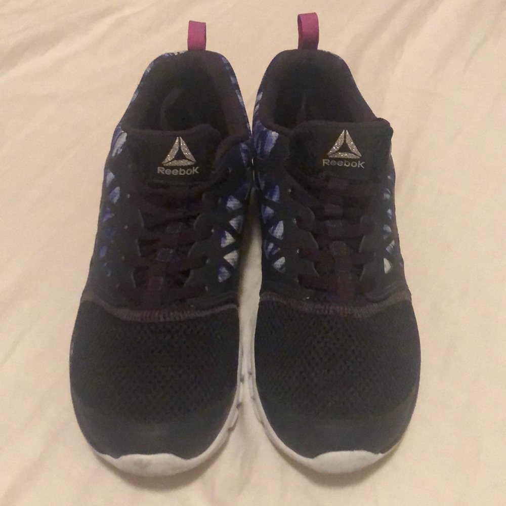 Reebok gym shoes. Barely worn!!